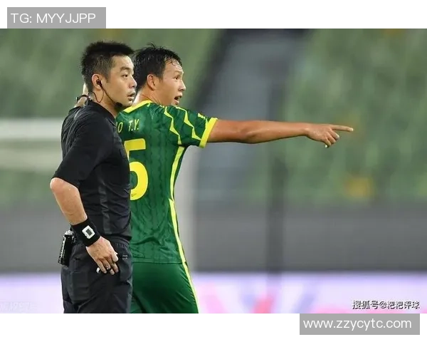 南京足球队荣登足球配合排行榜第一名引发热议与期待